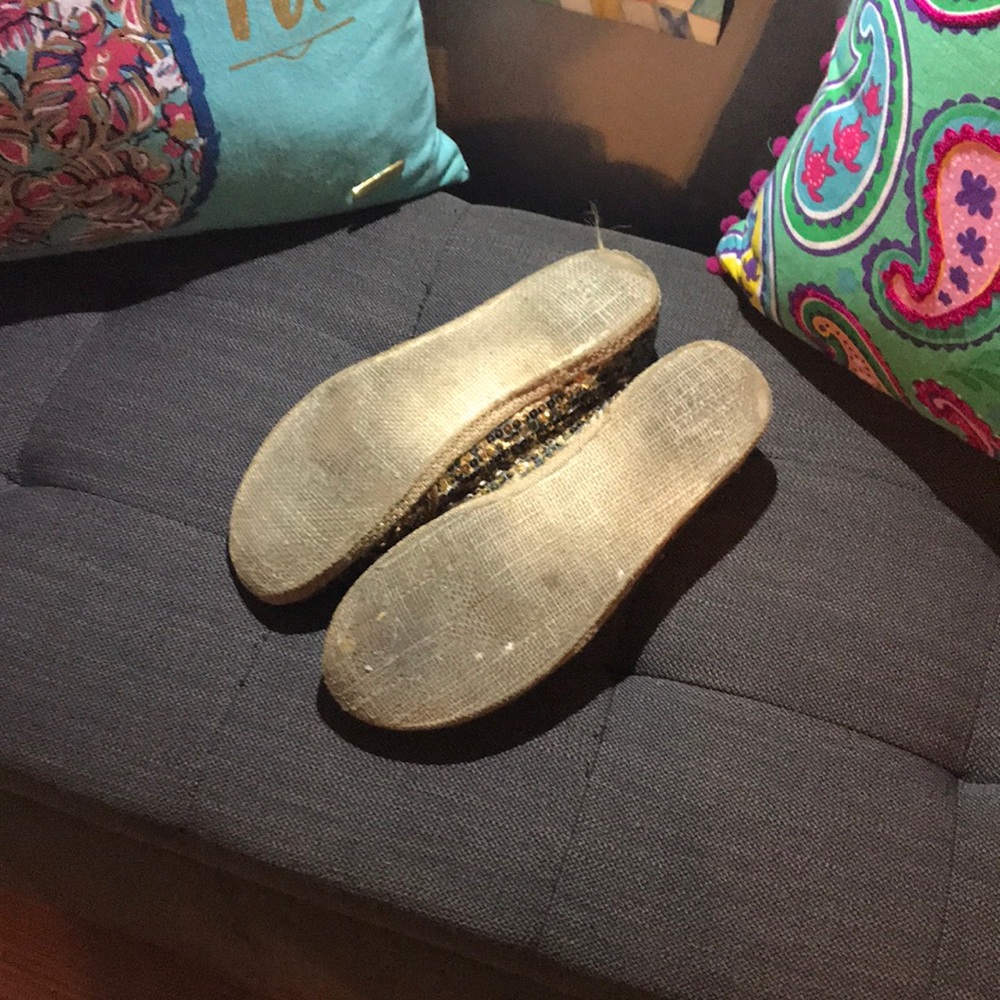 Leopard Sequins Slip-On - Picture 3 of 3